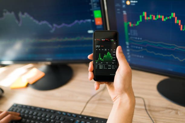 Briser les Barrières: Comment l'Accès Gratuit aux Académies Démocratise les Connaissances de Trading Professionnel