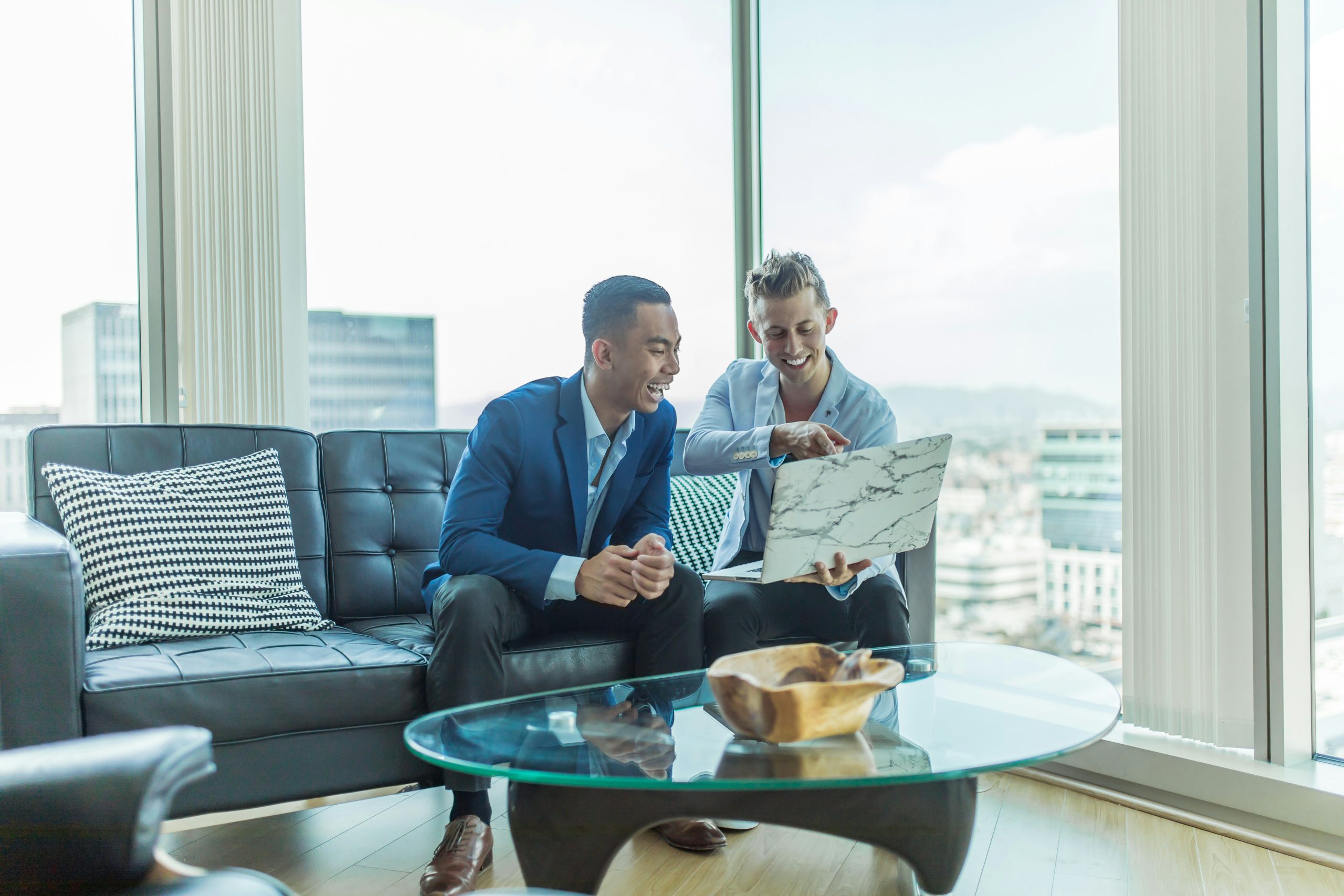 Comment se lancer comme agent immobilier indépendant sans formation initiale