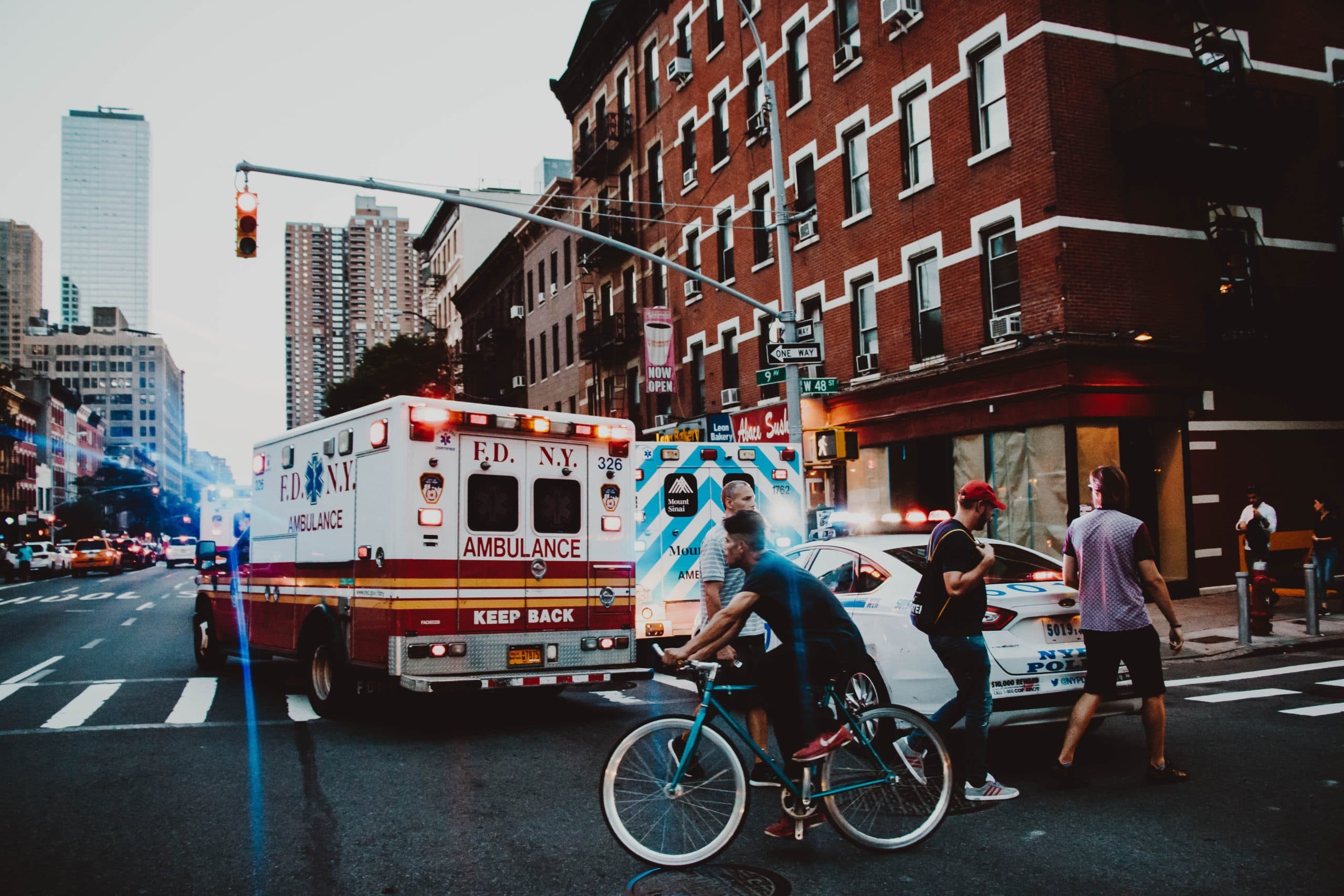 Devenir ambulancier en micro-entreprise