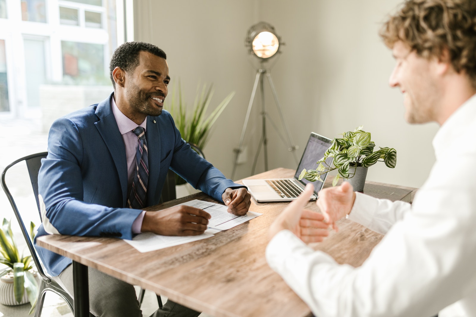 Devenir courtier en micro-entreprise