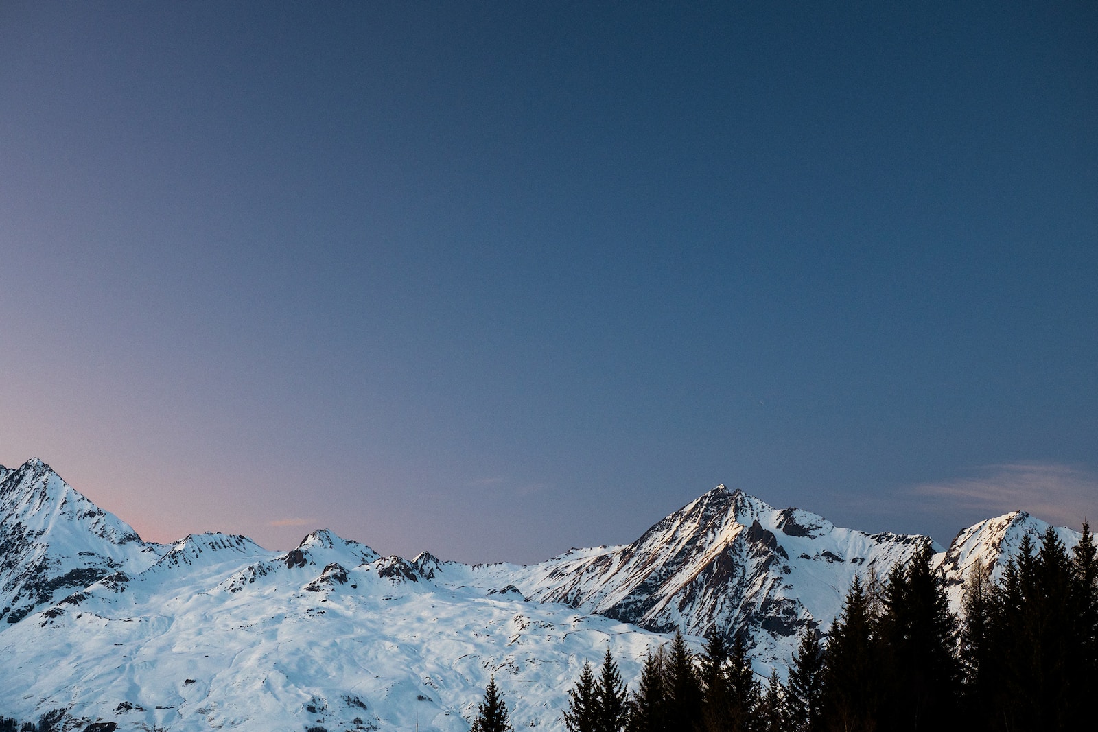 Devenir guide montagne en micro-entreprise