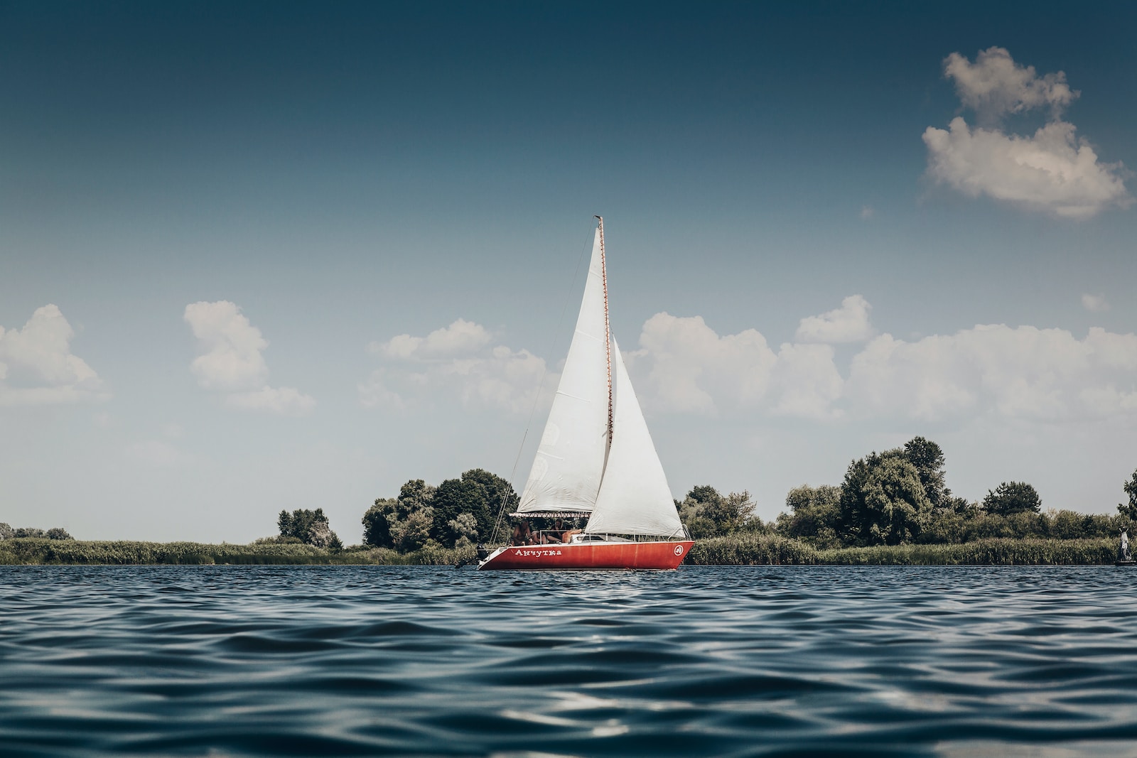 Devenir moniteur de voile en micro-entreprise