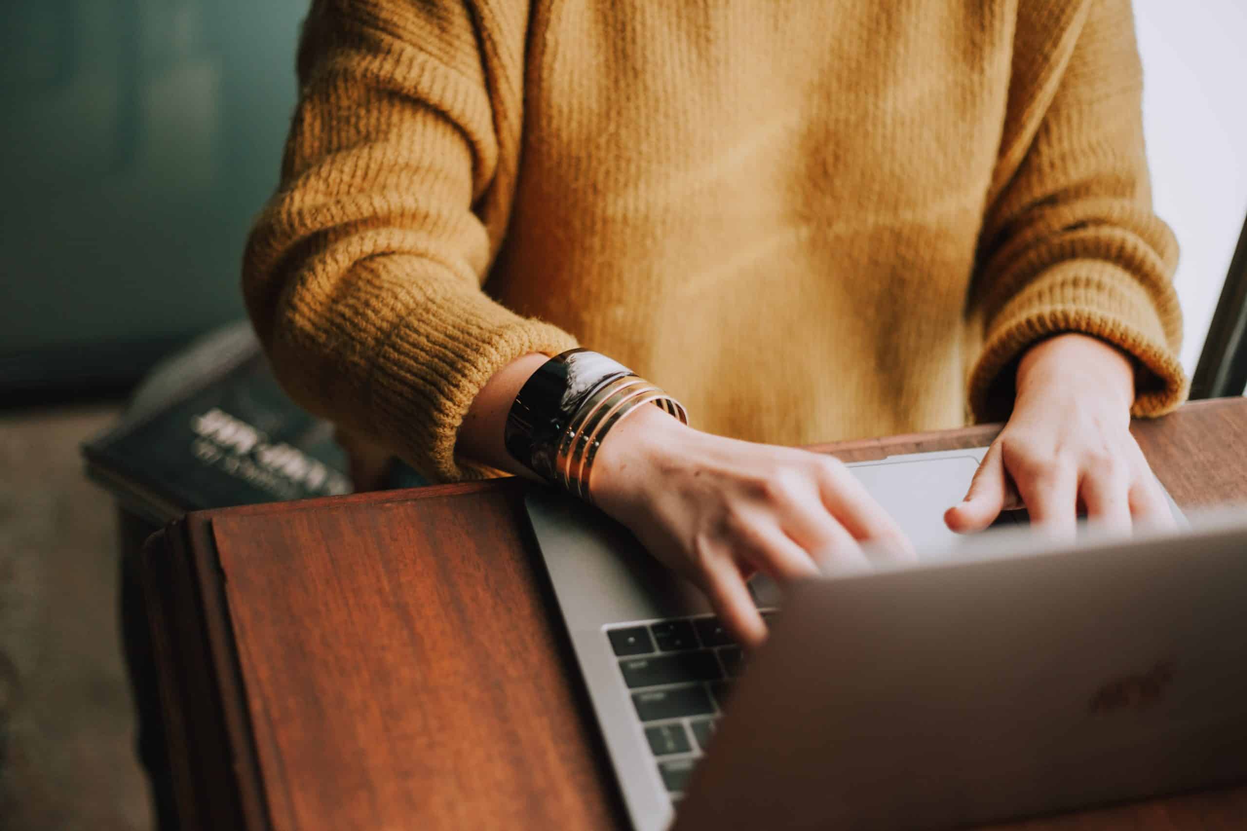 Devenir rédacteur web en micro-entreprise