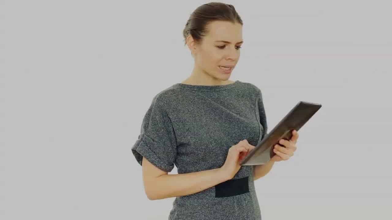 Devenir traductrice en micro-entreprise
