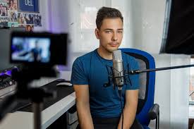 Devenir youtubeur en micro-entreprise