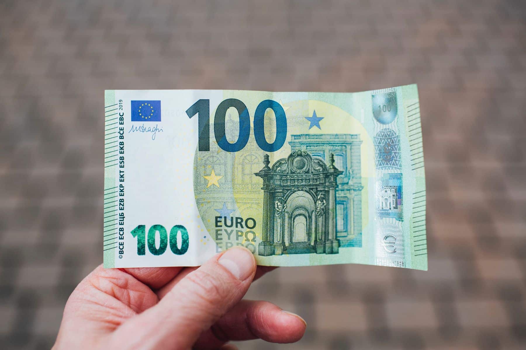 Quelle différence entre chiffre d'affaires et  revenu auto-entrepreneur ?