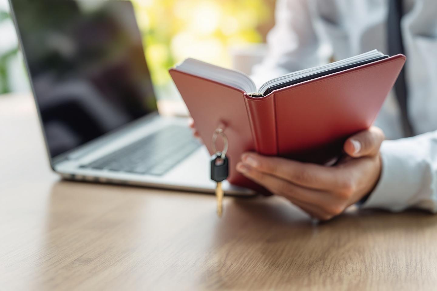 Frais kilométriques auto-entrepreneur : règles et gestion des déplacements professionnels